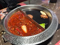 -一绪に和牛寿喜烧(罗湖益田假日店)