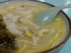 -明呈黄鱼面馆(斜土路店)