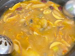 -菌乡缘·野生菌蒸汽鱼火锅(江边夜市店)