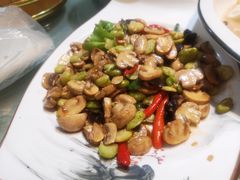 -荣晨私房菜(风尚米兰店)