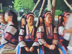 -高荡千年布依古寨旅游景区