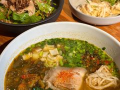 -SHAN山(前滩太古里店)