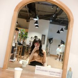 -发泽造型·烫发染发
