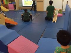 -乐融婴幼儿成长中心(四季青校区)