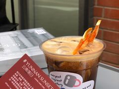 -HUGS coffee(东区店)