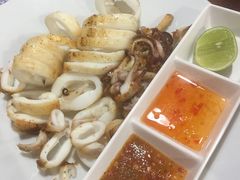 -Dang restaurant (patong phuket)