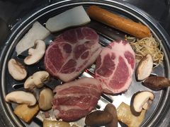 -韩聚屋韩国烤肉餐厅(新北万达店)
