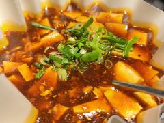 -穹六人间 people 6(岳阳路店)