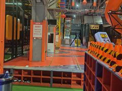 -嗨翻Hi-Fun竞技主题乐园·蹦床亲子生日轰趴(国光1937店)