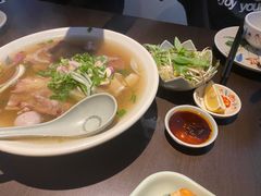 特别牛肉河粉-大头虾越式风味餐厅(光明广场店)