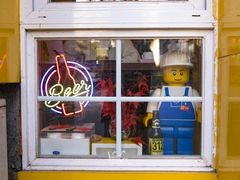 门面-W CAFE(甜爱路店)