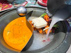 -生活如沸·顺德水牛奶火锅(大学路店)