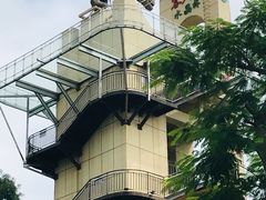 -客天下恐龙水晶玻璃桥