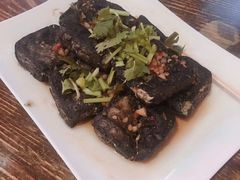 -罍+村卤菜摊(罍街店)