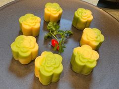 绿豆糕-庐灶江南·江南菜·四合院Bistro(东直门雍和宫·原华侨宾馆店)