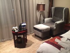 -锦龙国际酒店(天津奥体中心华苑地铁站店)