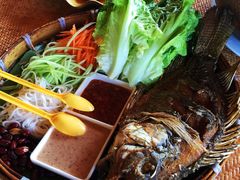 菜包鱼-傣泐金湾餐厅