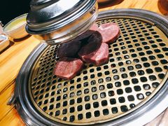 -唯成•韩国炭火烤肉 유성고기