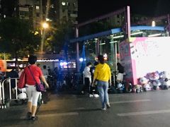 -江燕路万科里