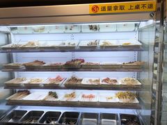 自助取餐区-袁记串串香(川师店)