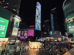 -观音桥步行街