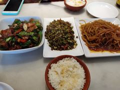 -嘉丰湘菜馆(芳群园店)