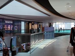 -东荟城名店仓