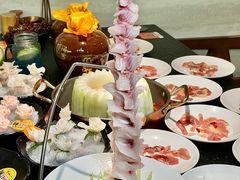 -得意咚瓜·顺德鱼生·冬瓜火锅(深圳首店)