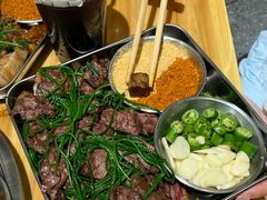 -赞酱川式烤肉(蜀都万达店)