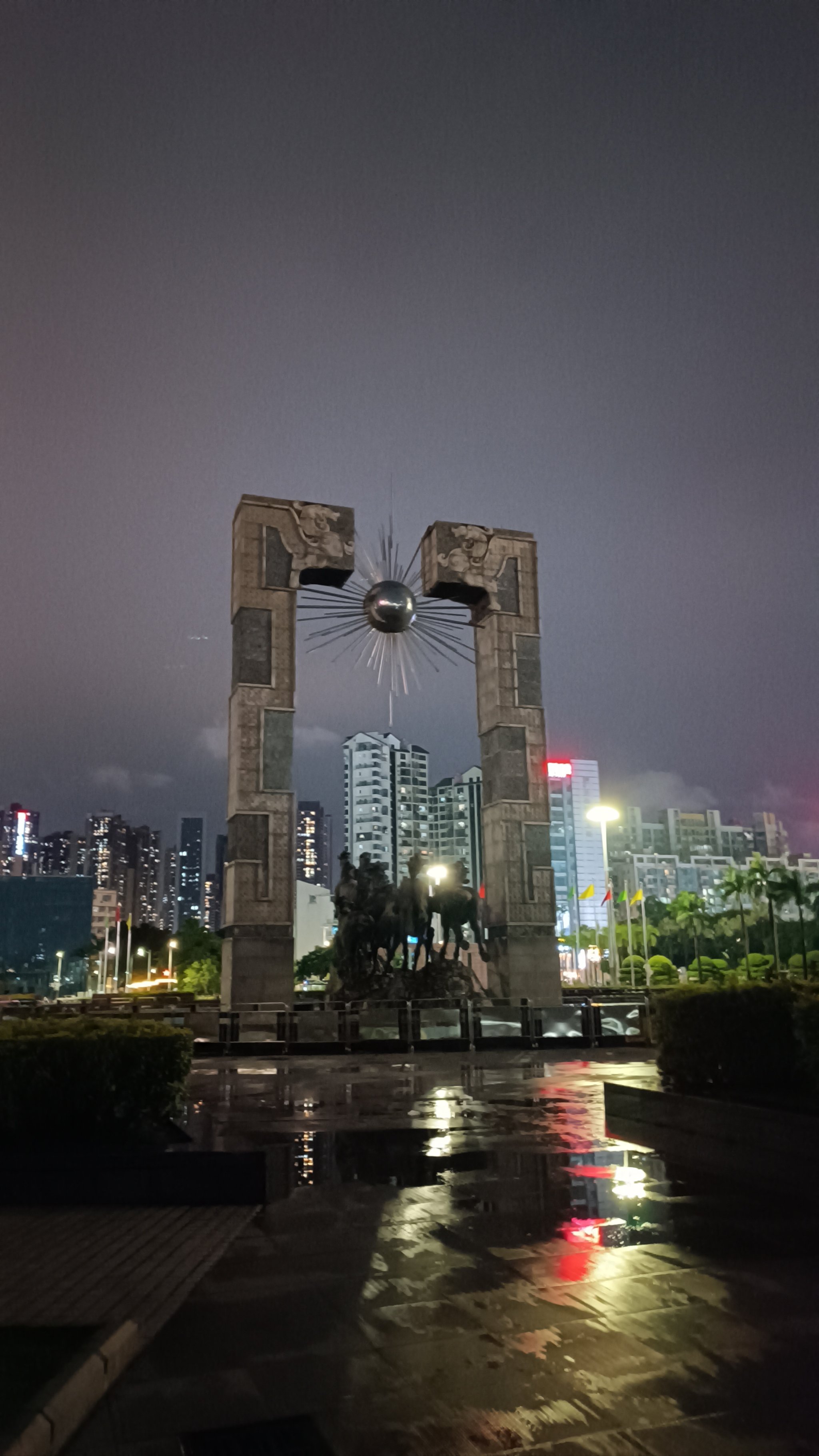 深圳龙华夜景图片实拍图片