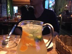 -蝴蝶汇音乐酒馆(罗湖店)