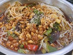 -周良天山牛杂城(天山路总店)