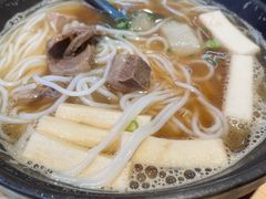 -俏凤凰(美林M·LIVE天地东座店)