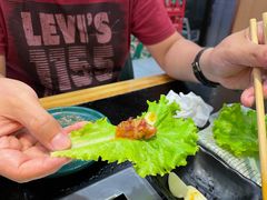 -臻牛烤肉