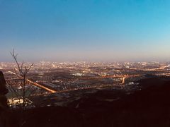 -鬼笑石后山停车场
