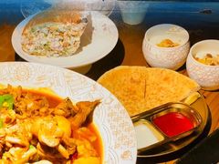 丝路经典大盘鸡-清真·双公羊·馕坑烤全羊(奥体店)