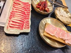 -臻牛烤肉