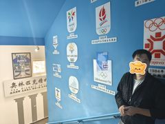 -乔波室内滑雪场