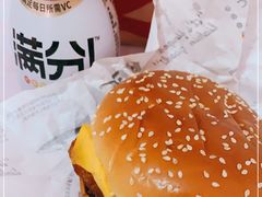 -肯德基(中纬店)