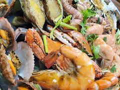 -老东镇啤酒屋海鲜加工·蒸汽海鲜·海鲜烧烤(台东店)