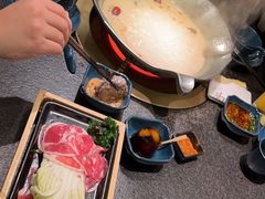 -湊湊火锅·茶憩(打浦桥日月光店)