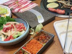 -正宗齐齐哈尔烤肉·齐牛哥鲜切炭火烤肉(杭州总店)