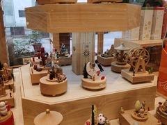 -猫的天空之城概念书店(杭州南宋御街店)