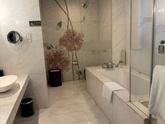 -大连中远海运洲际酒店