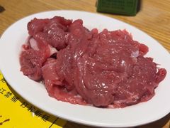 -牛满溢·自助潮汕鲜牛肉火锅(龙汇路店)