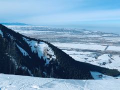 -丝绸之路山地度假区滑雪场