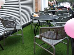 露天位-爱达乐面包生日蛋糕(温江新尚天地店)