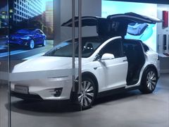 -TESLA 特斯拉(广州天环广场体验店)