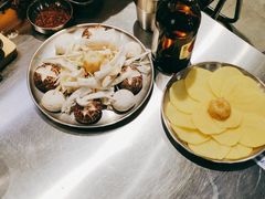 -马路牙子烧烤音乐酒馆(望京店)