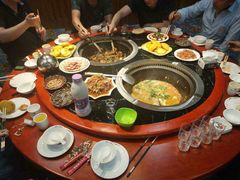 -袁小二大东北铁锅炖(吉祥村总部)